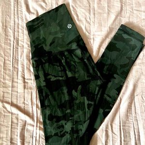 Lululemon align high rise 28” size 2 leggings
